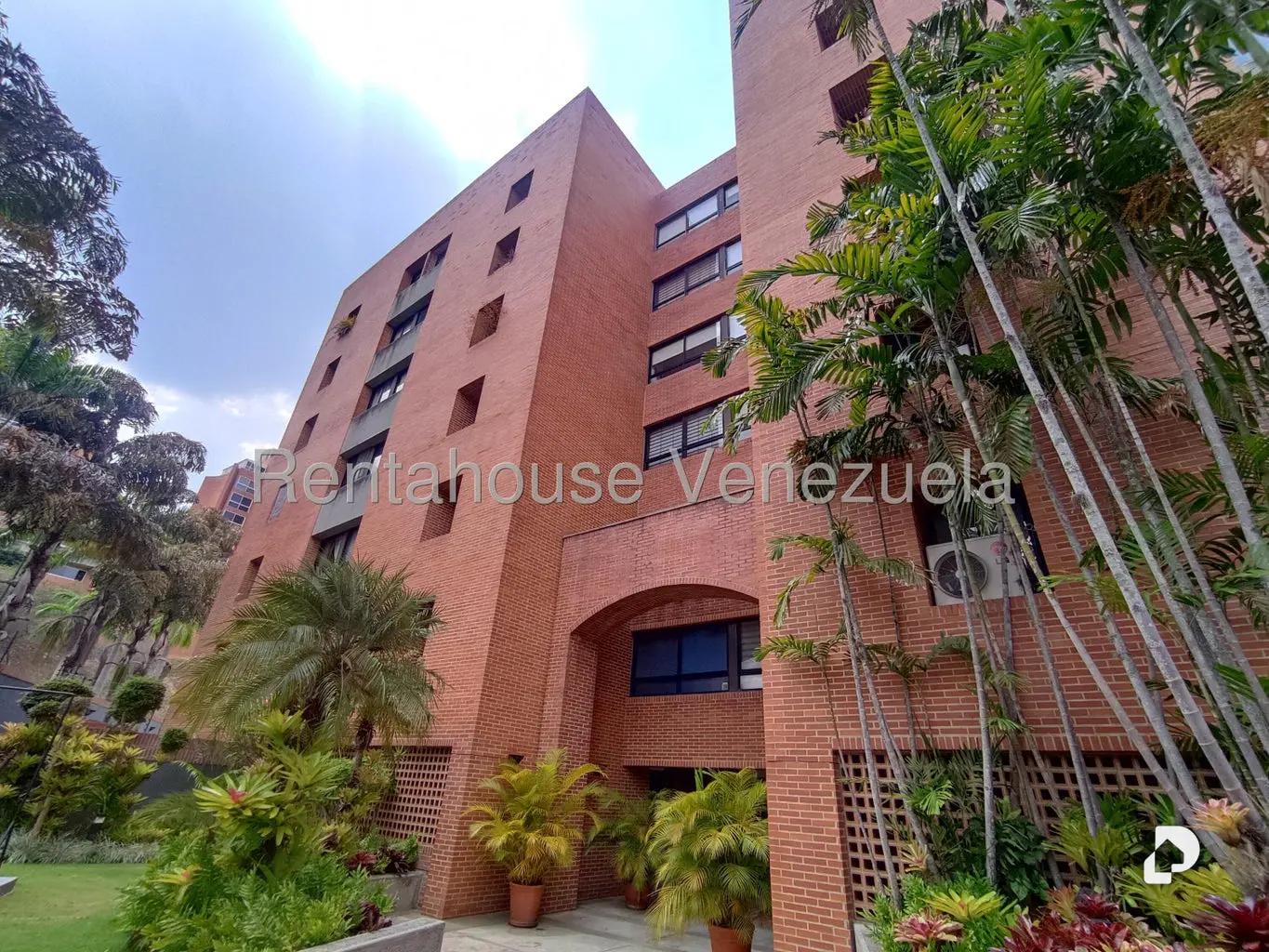 Apartamento en Colinas de La California, Caracas – 1