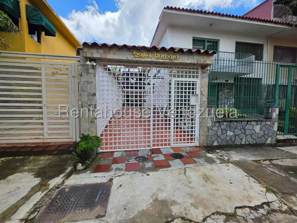 Casa en La California Sur, Caracas - 1