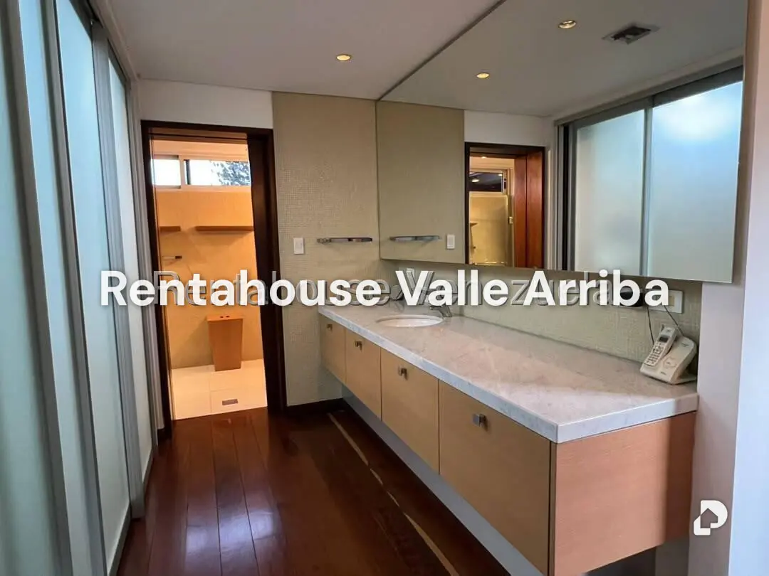 Apartamento en La Castellana, Caracas – 30