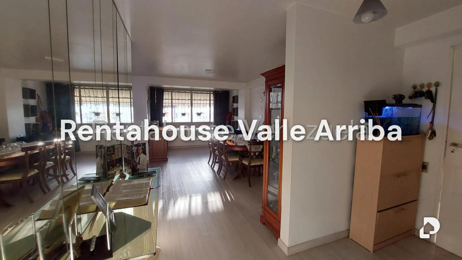 Apartamento en La Urbina, Caracas – 2