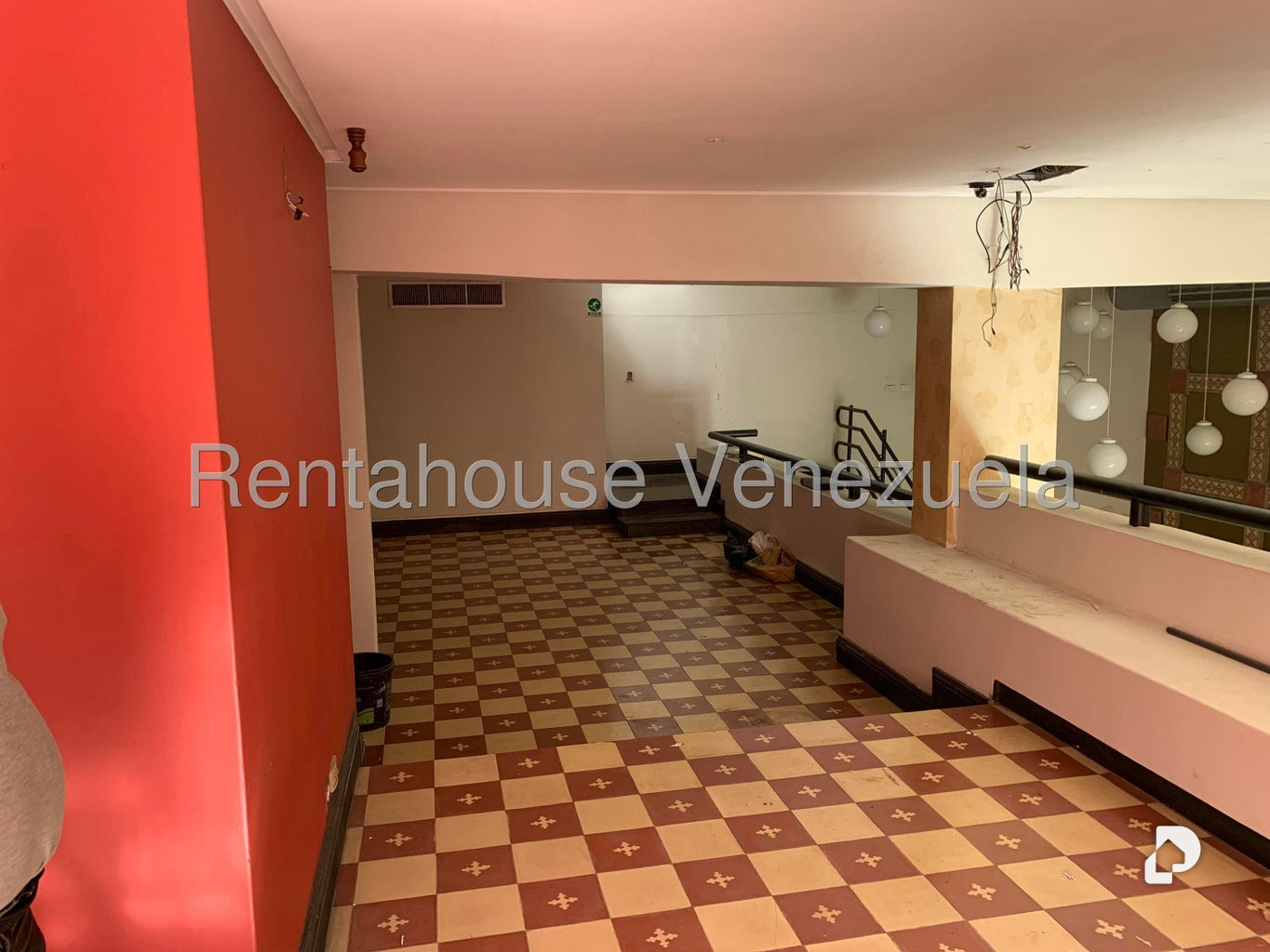 Local comercial en La Castellana, Caracas – 3