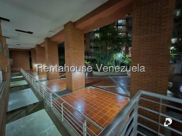 Apartamento en Boleíta Norte, Caracas – 11