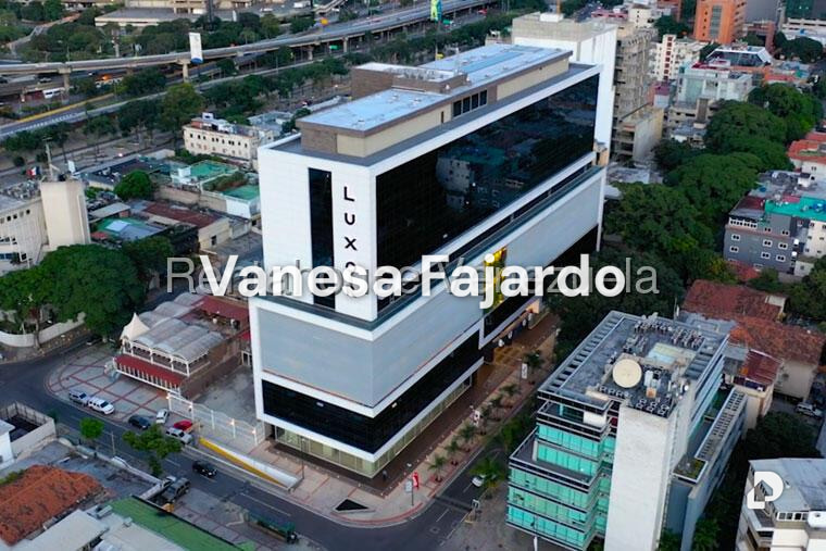 Oficina en Las Mercedes, Caracas – 1