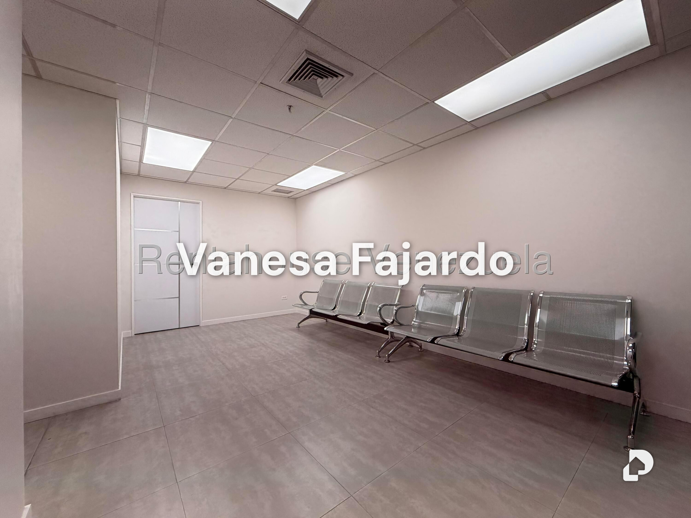Oficina en Las Mercedes, Caracas – 7