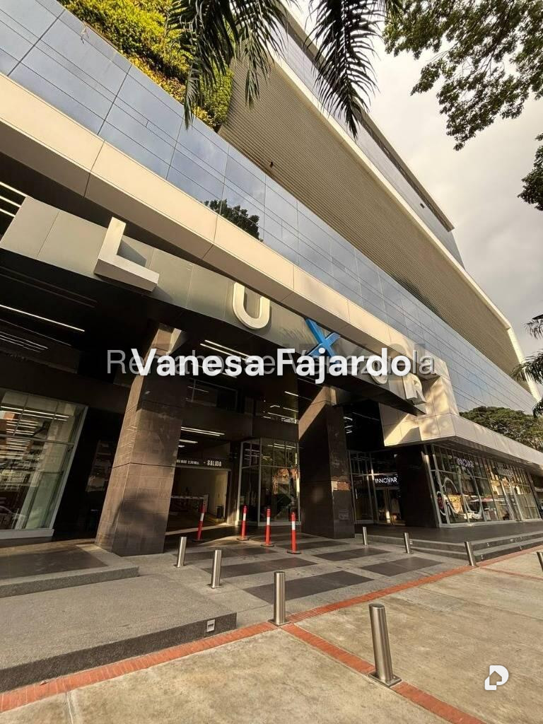 Oficina en Las Mercedes, Caracas – 14