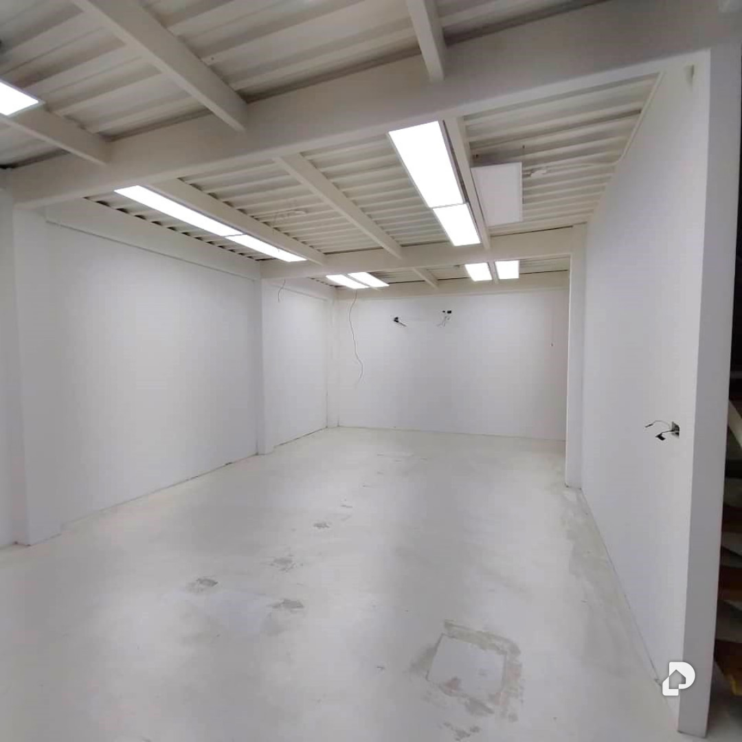 Commercial space in La Boyera, Caracas – 12