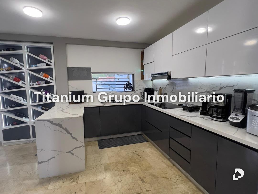 Townhouse en Parroquia Urbana San José, Valencia – 4