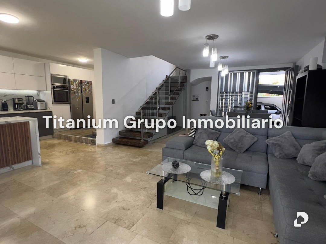 Townhouse en Parroquia Urbana San José, Valencia – 10