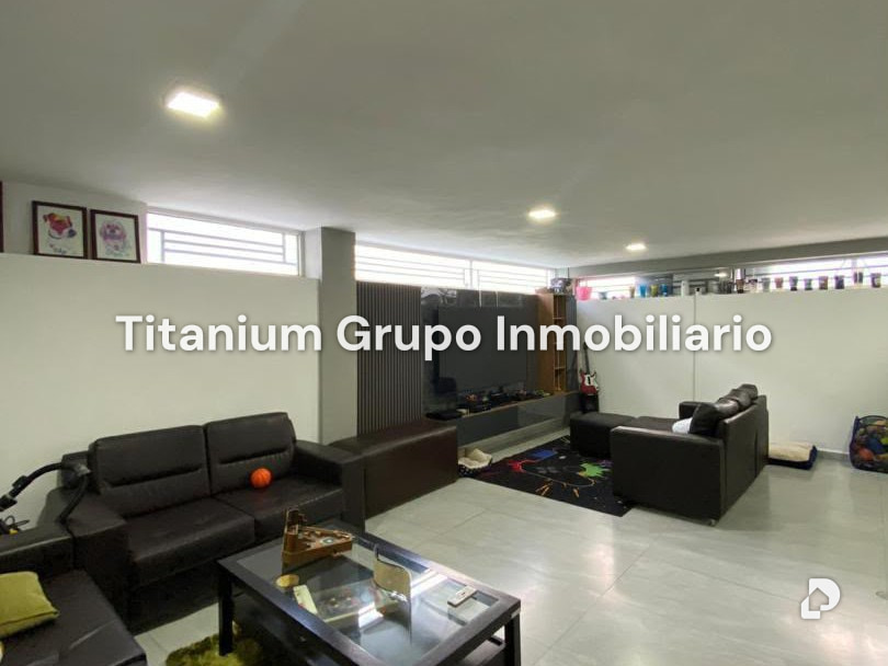 Townhouse en Parroquia Urbana San José, Valencia – 9