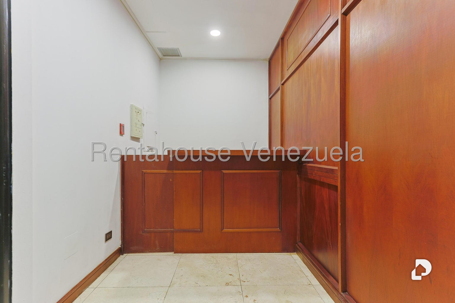 Oficina en La Castellana, Caracas – 4