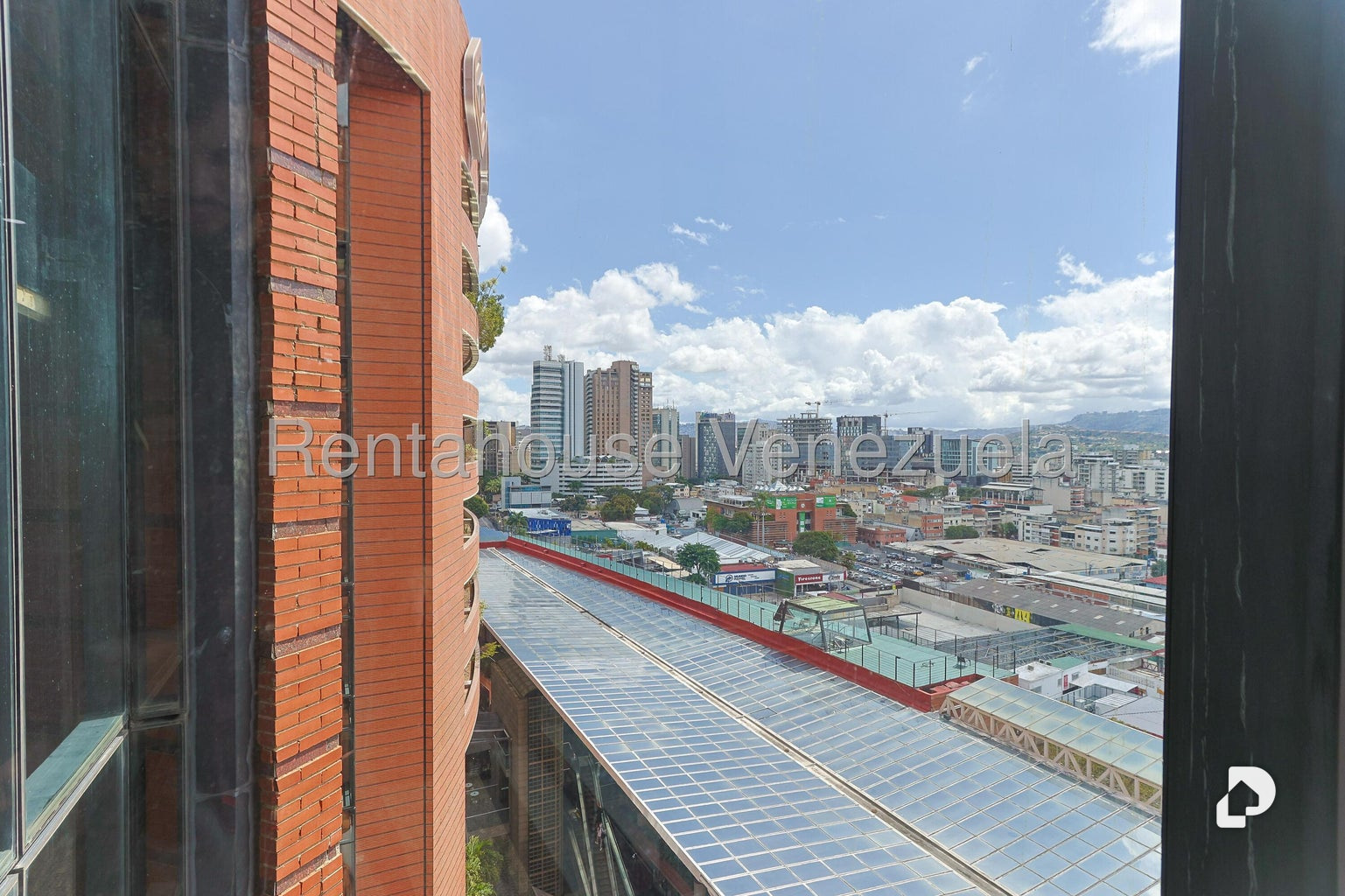 Oficina en La Castellana, Caracas – 2