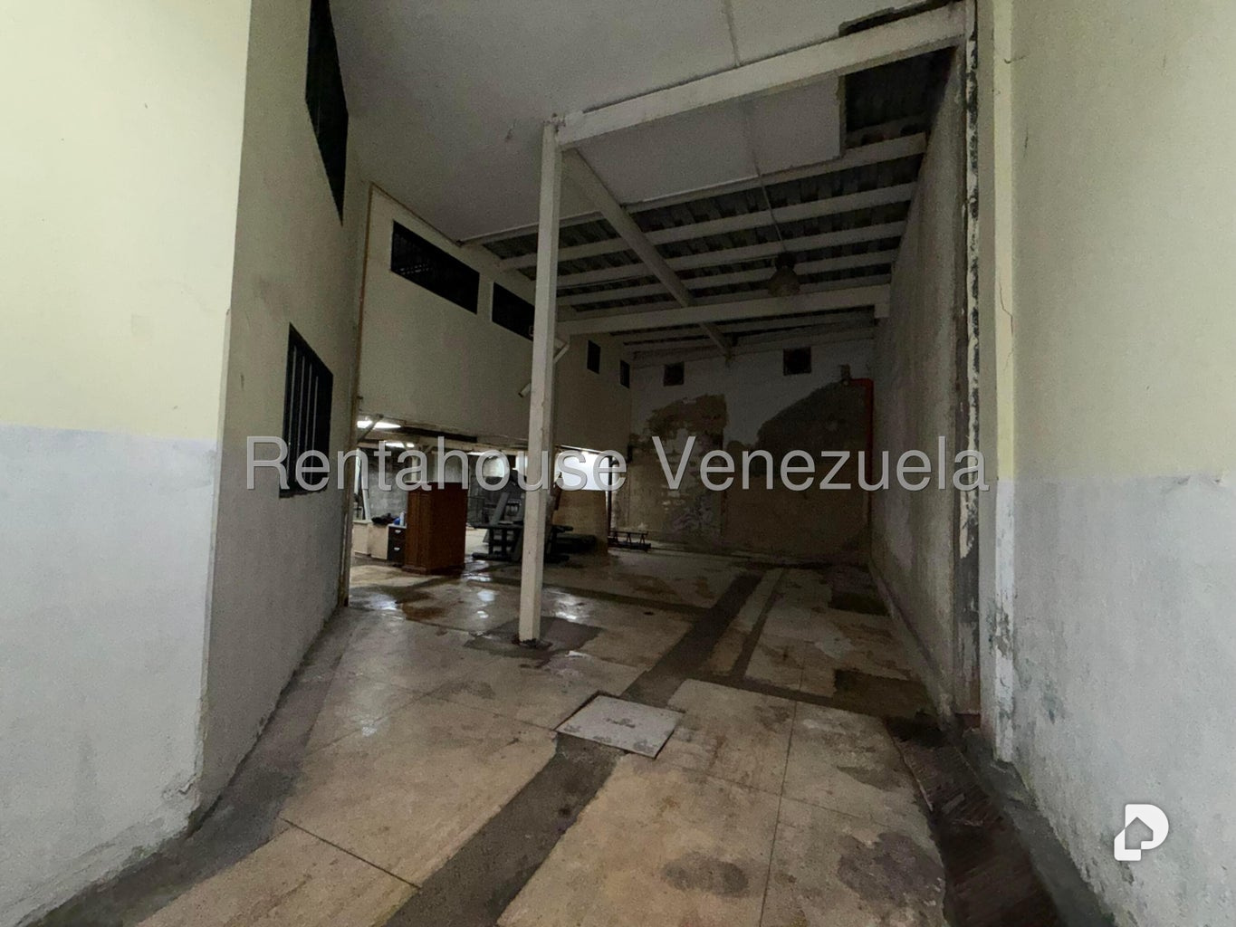 Local comercial en Las Acacias, Caracas – 15
