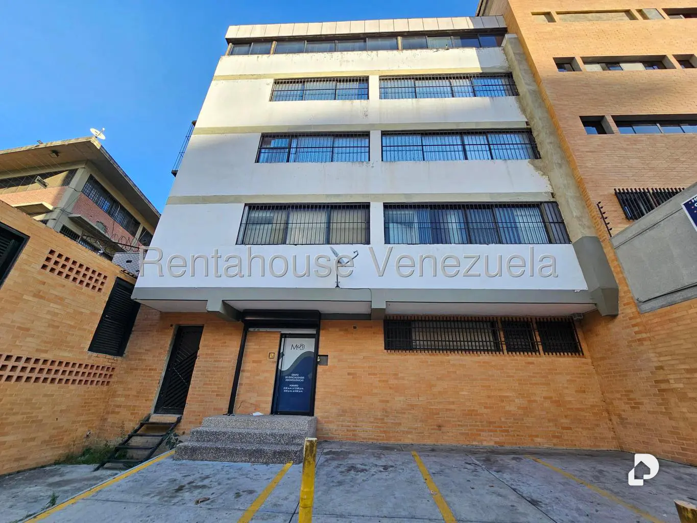 Local comercial en La Urbina, Caracas – 1