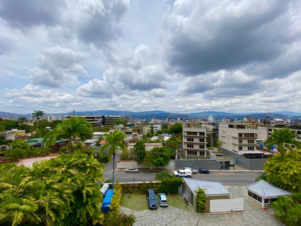Apartamento en Los Palos Grandes, Caracas - 1
