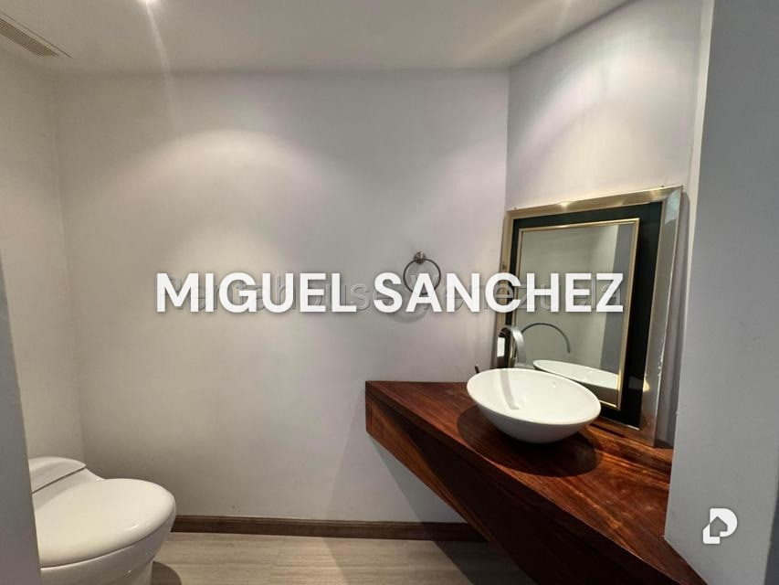 Casa en Sebucan, Caracas – 28