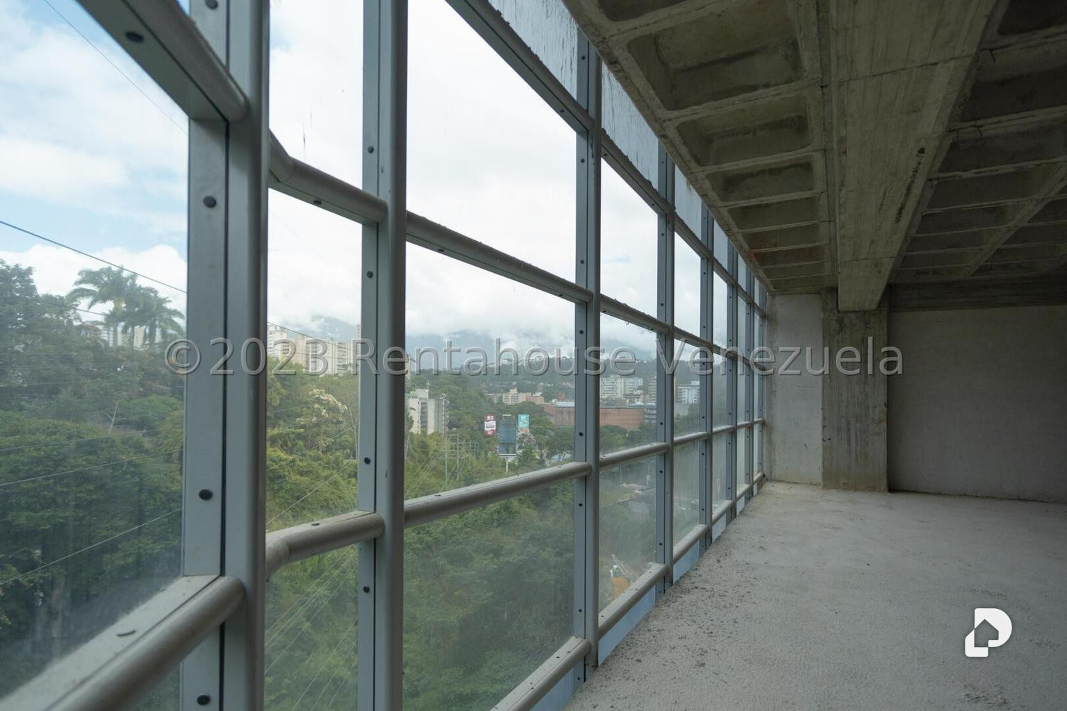 Oficina en Los Naranjos (del Cafetal), Caracas – 12