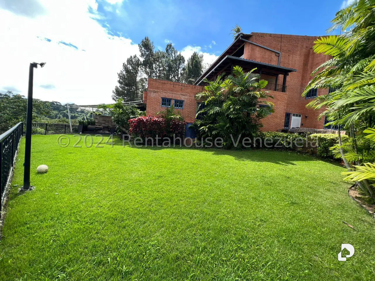 Apartamento en La Lagunita Country Club, Caracas – 1