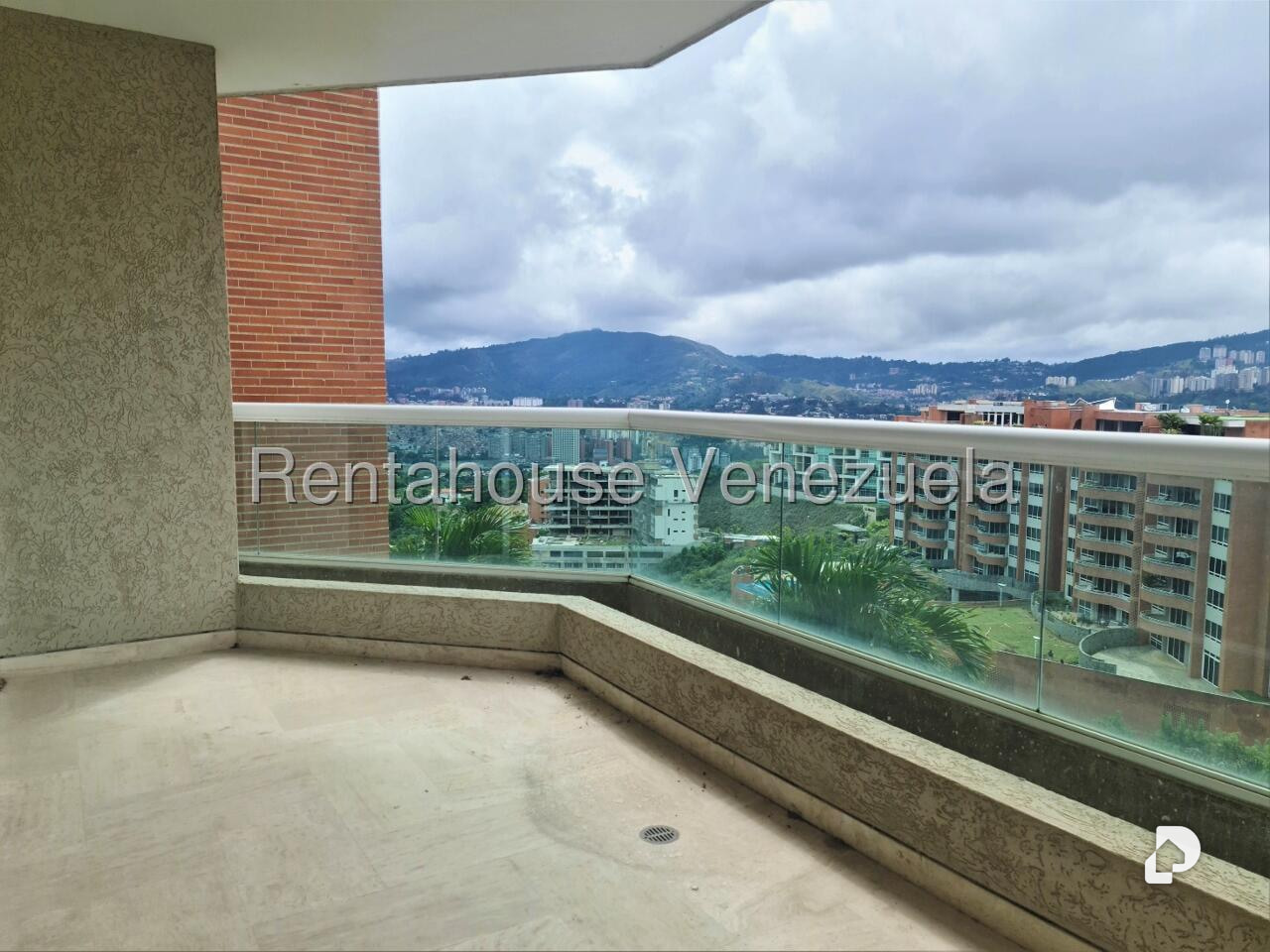 Apartamento en Colinas de Valle Arriba / Mirador de Los Campitos, Caracas