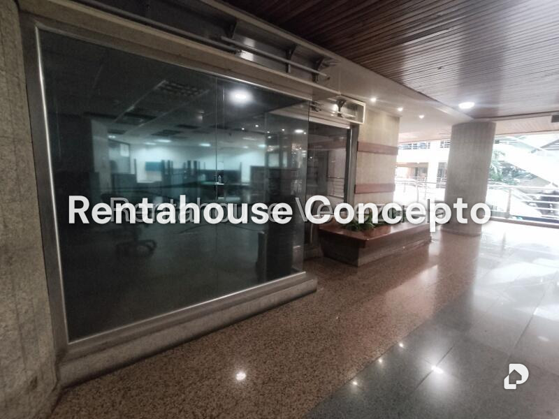 Local comercial en Mañongo, Naguanagua – 18