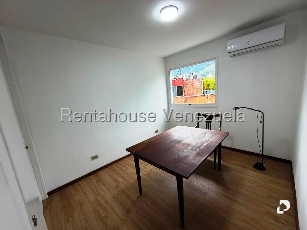 Apartamento en Los Palos Grandes, Caracas – 21