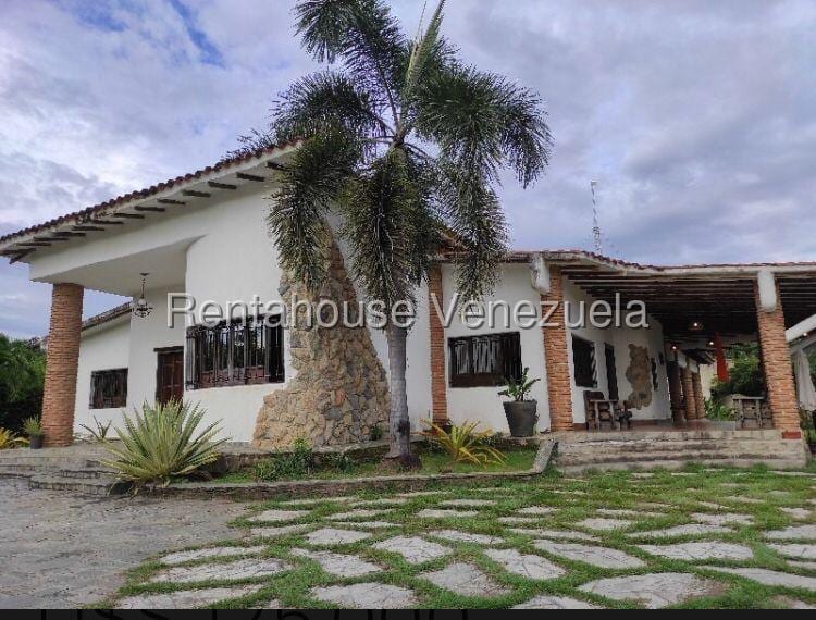 House in Libertador - 1