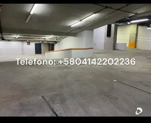 Oficina en Las Mercedes, Caracas – 19