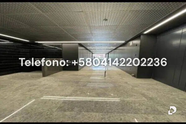 Oficina en Las Mercedes, Caracas – 8