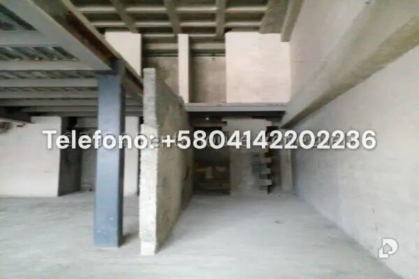 Oficina en Las Mercedes, Caracas – 14