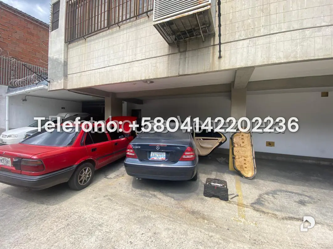 Oficina en Bello Monte, Caracas – 21