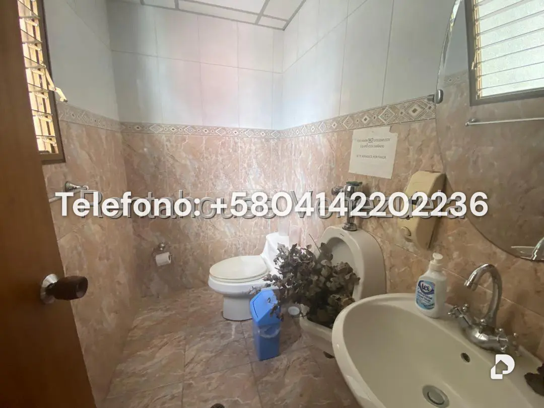 Oficina en Bello Monte, Caracas – 17