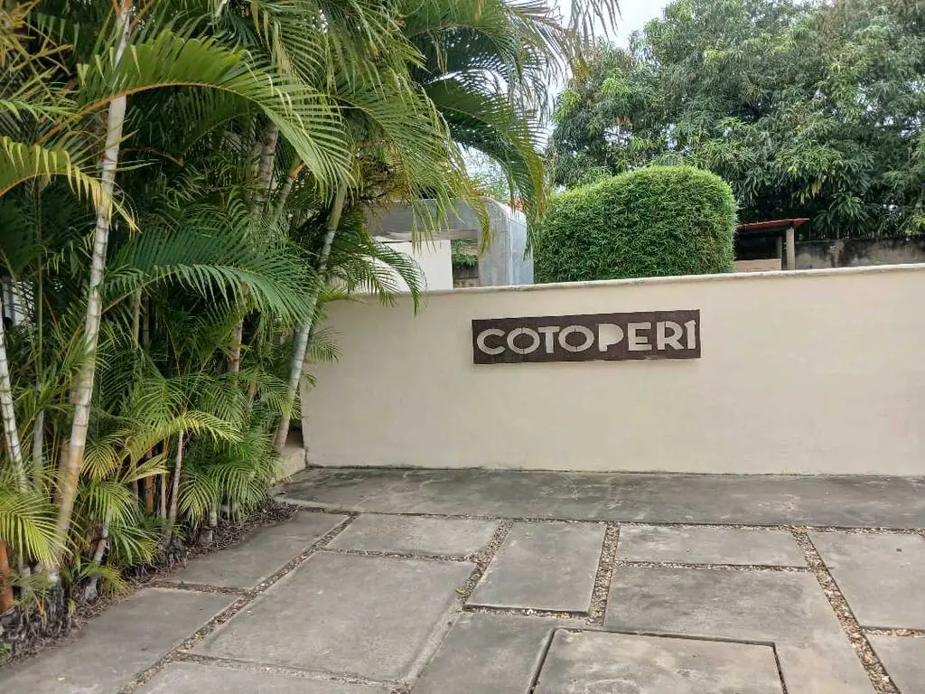 Building in Carret. Nacional, Parque Nacional Morrocoy - 1