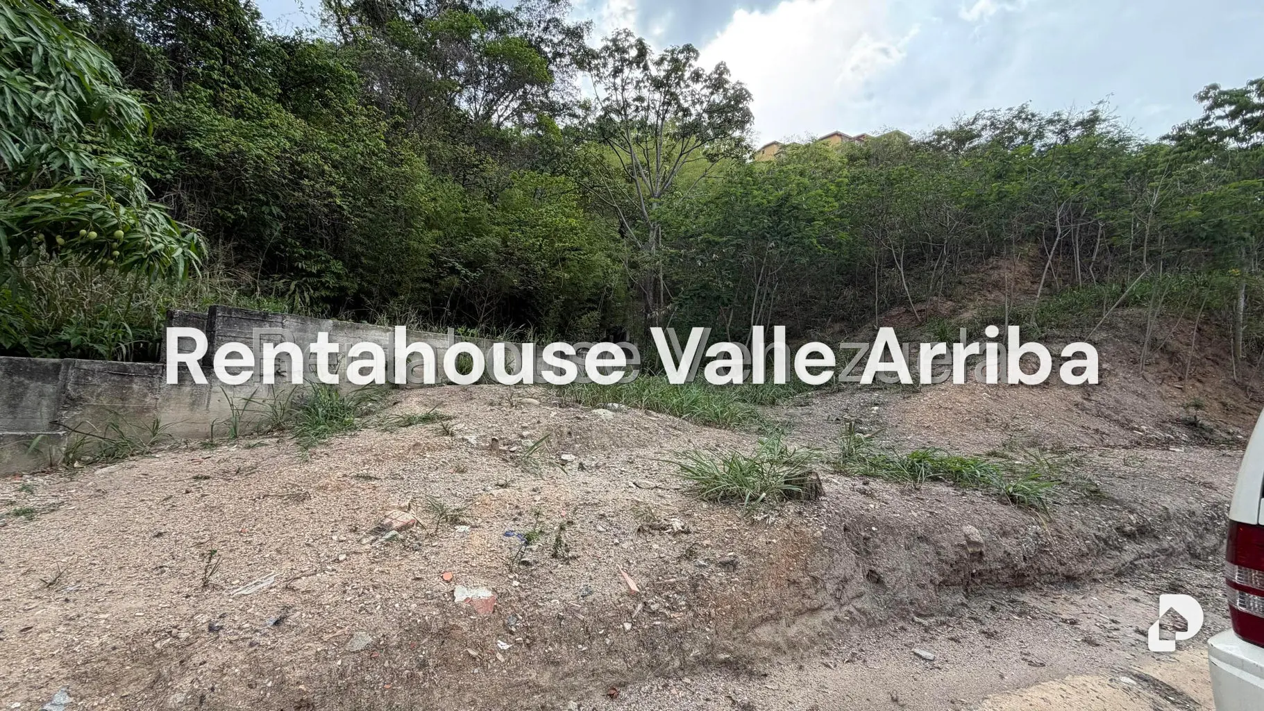 Terreno en La Trinidad, Caracas – 12