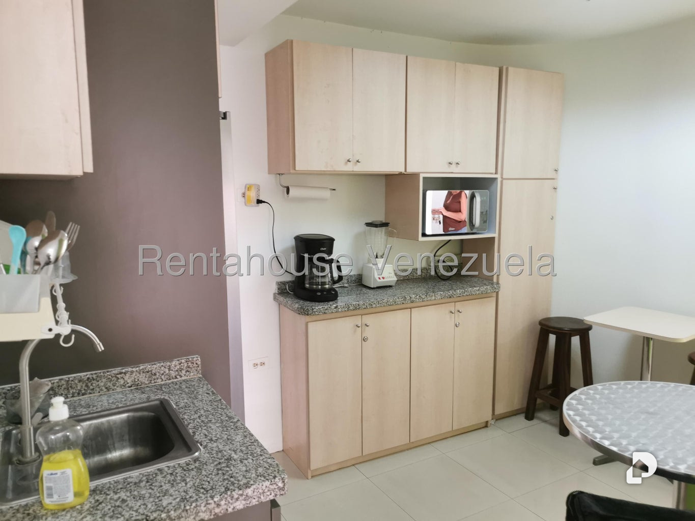 Oficina en La Trinidad, Caracas – 27