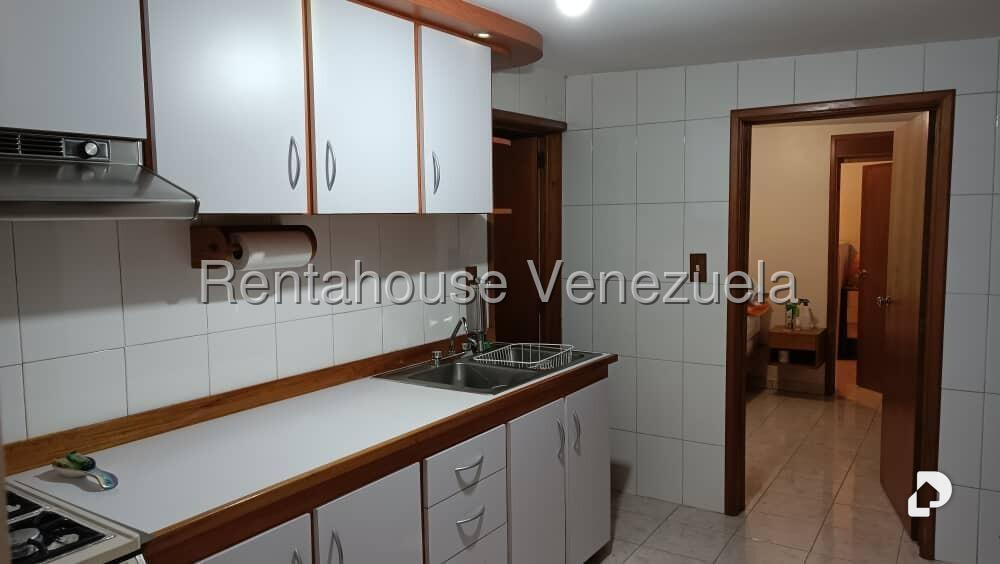 Local comercial en Prado de María, Caracas – 25