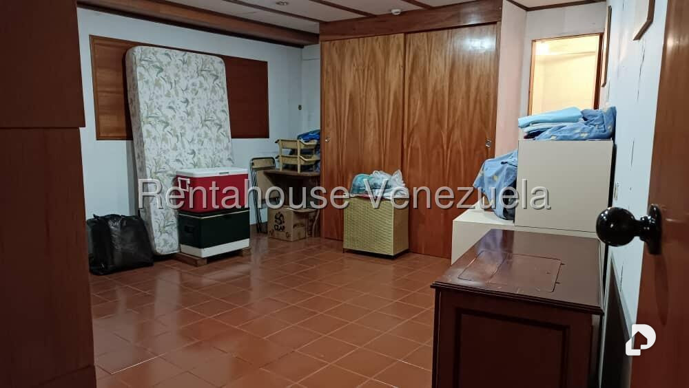 Local comercial en Prado de María, Caracas – 22