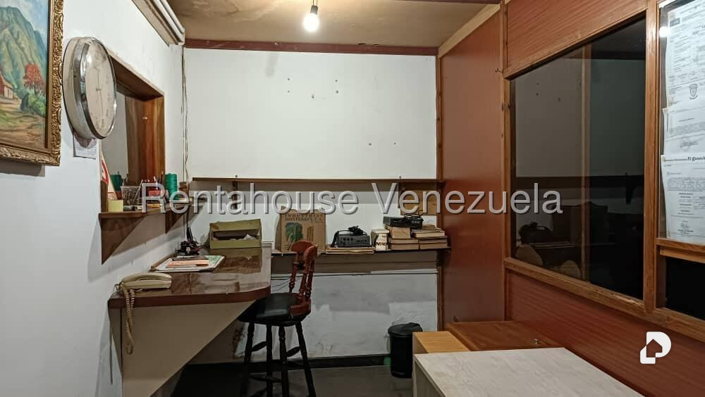 Local comercial en Prado de María, Caracas – 7