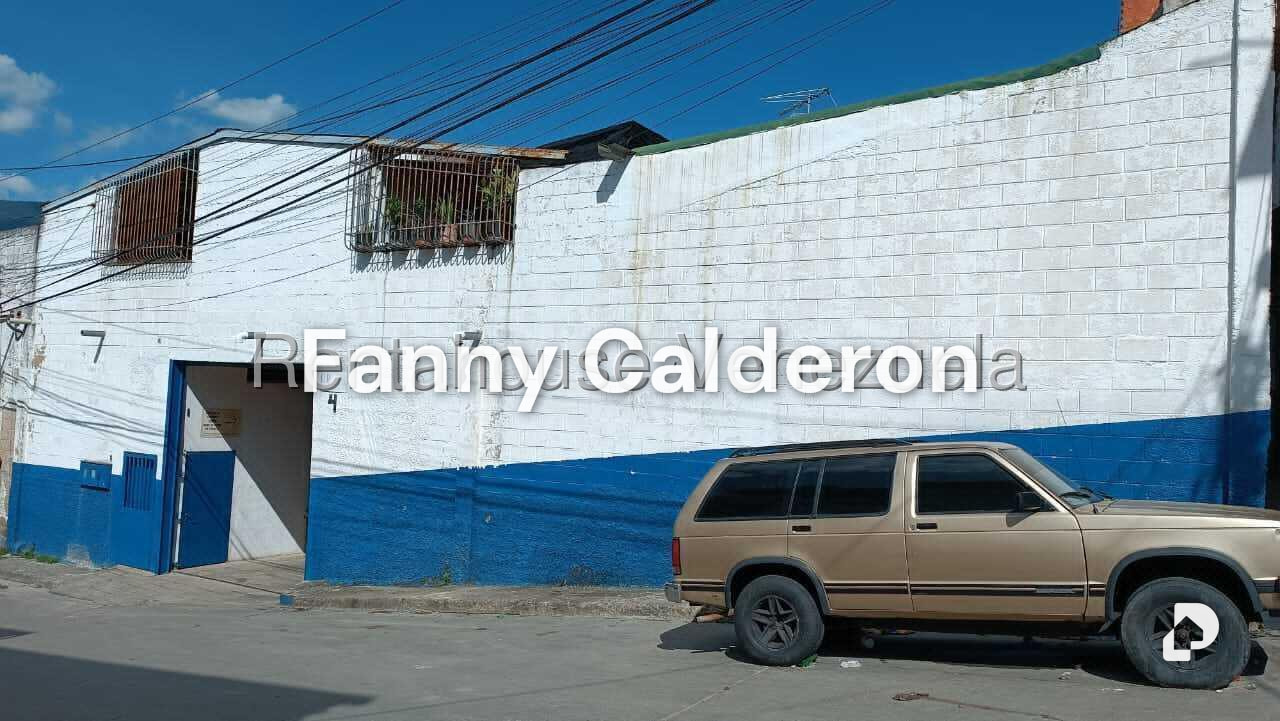 Local comercial en Prado de María, Caracas – 2