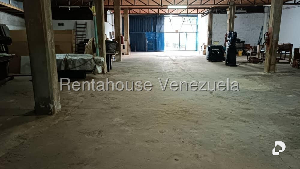 Local comercial en Prado de María, Caracas – 5