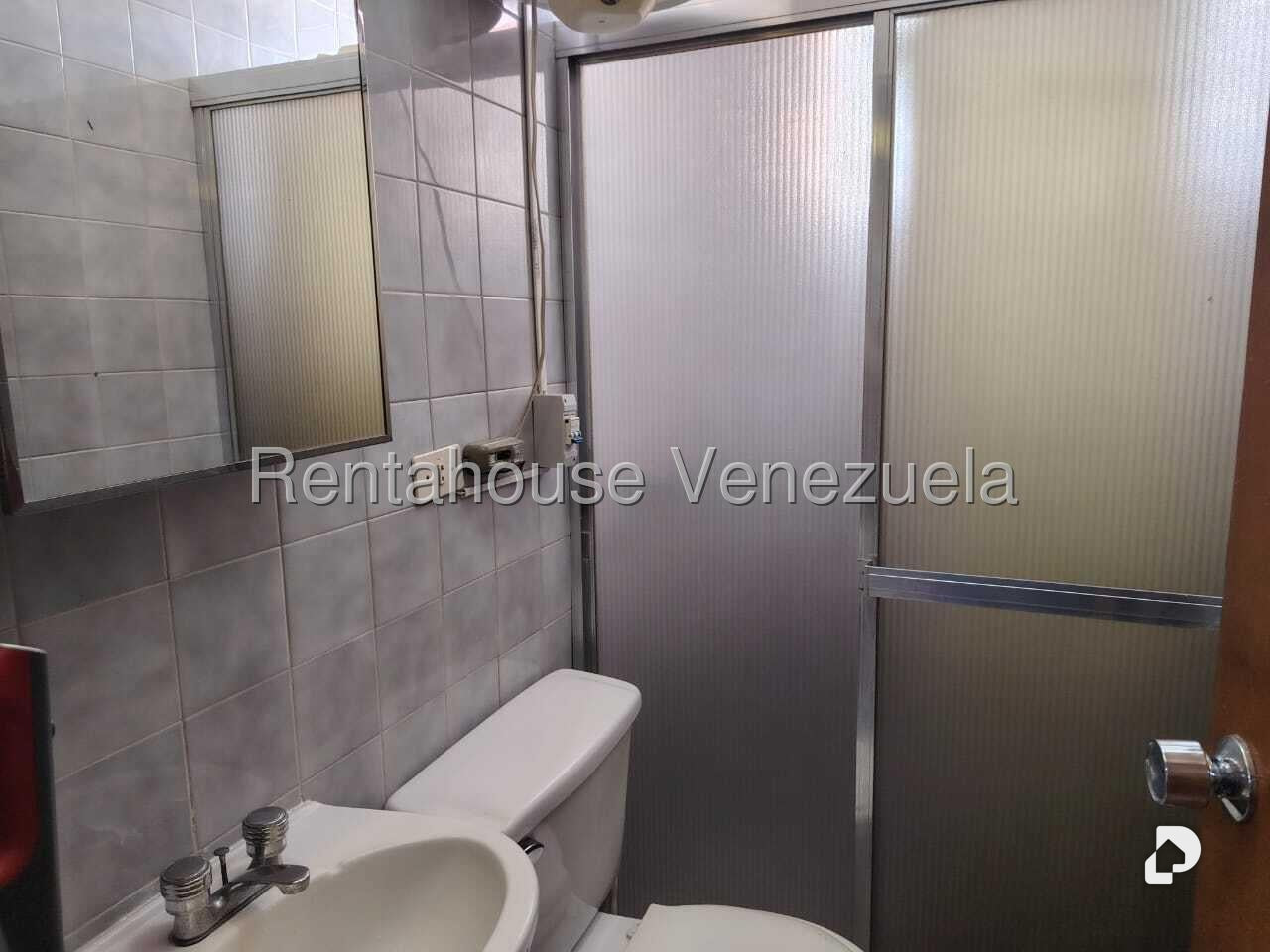 Apartamento en La Florida, Caracas – 22
