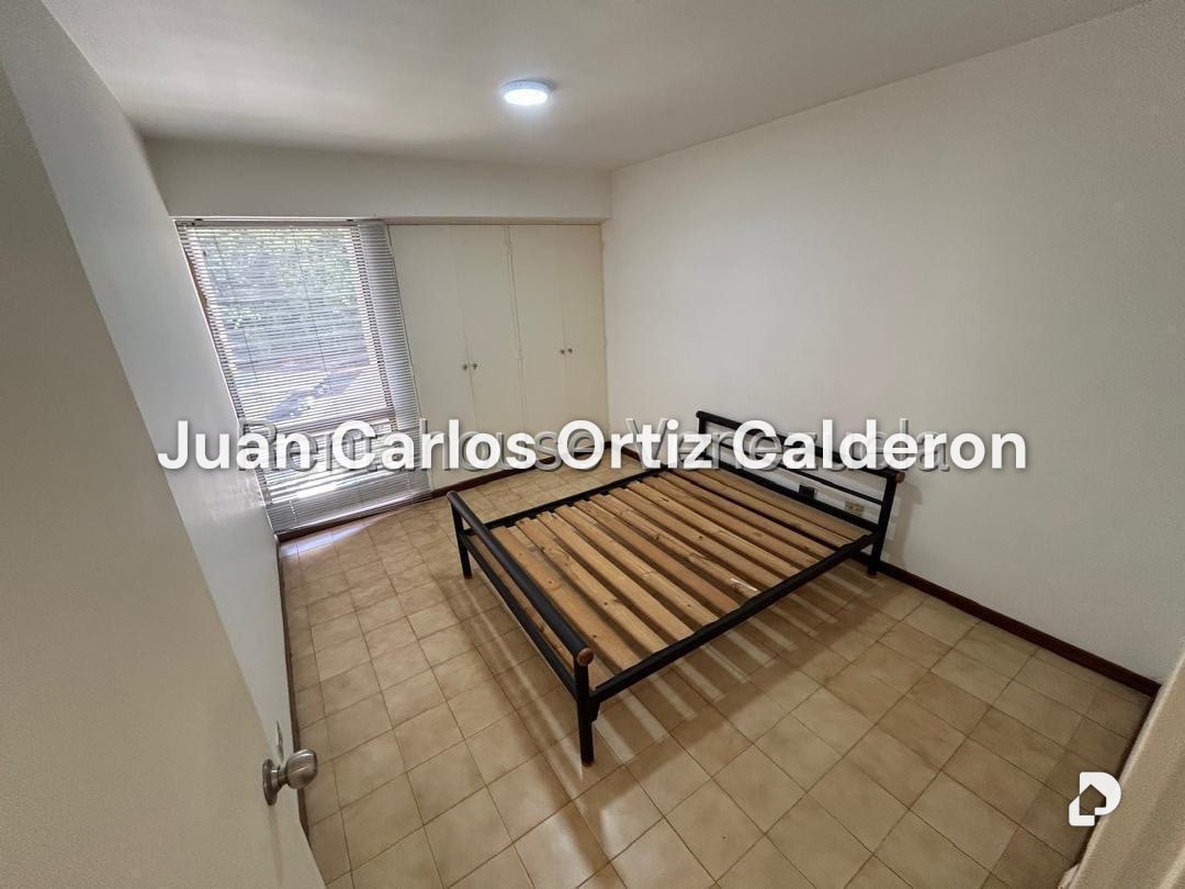 Apartamento en Colinas de La California, Caracas – 12