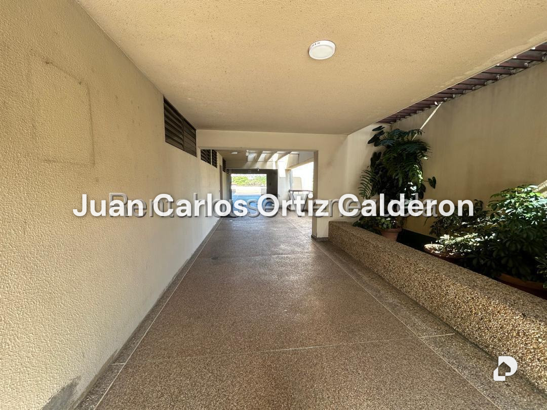 Apartamento en Colinas de La California, Caracas – 16