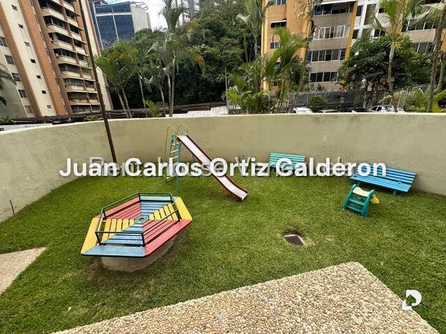 Apartamento en Colinas de La California, Caracas – 24