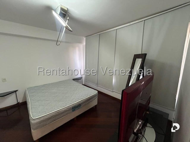 Apartamento en Altamira, Caracas – 4