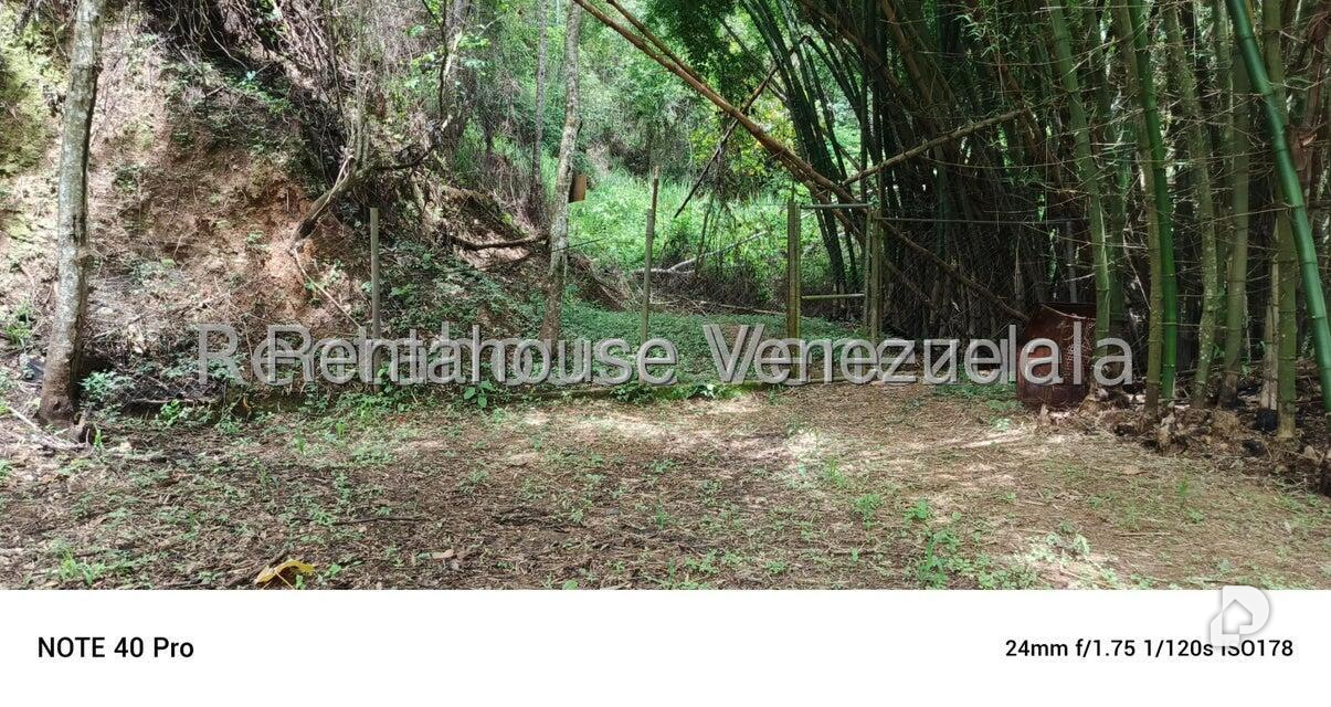 Terreno en Gavilan, Caracas – 20