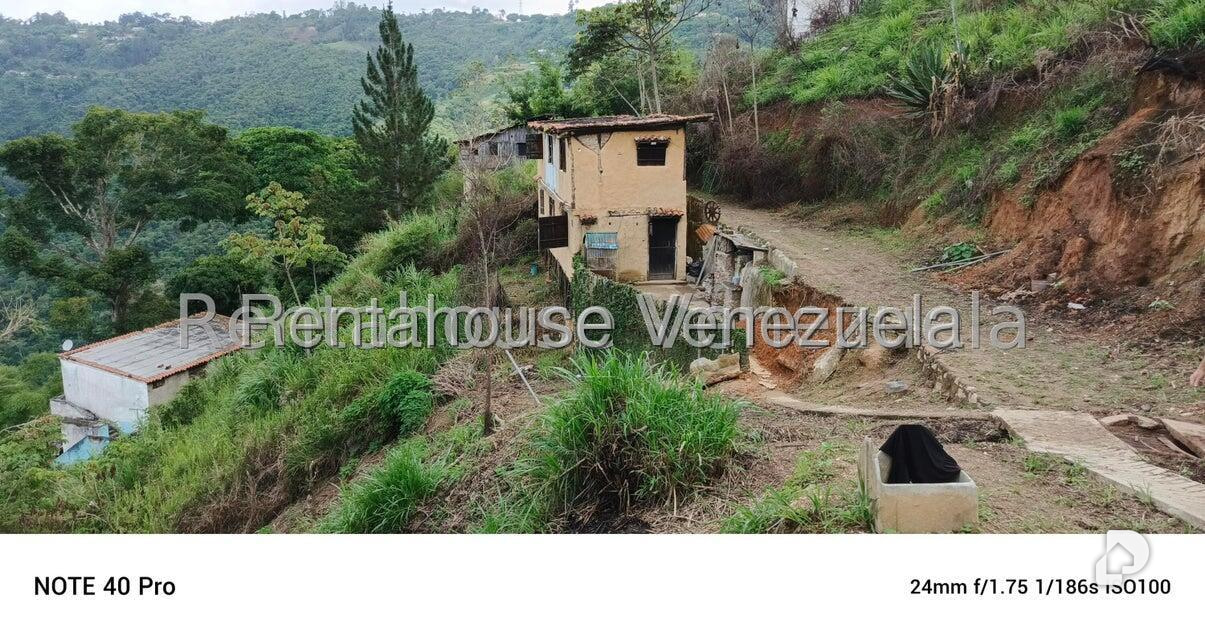 Terreno en Gavilan, Caracas – 19