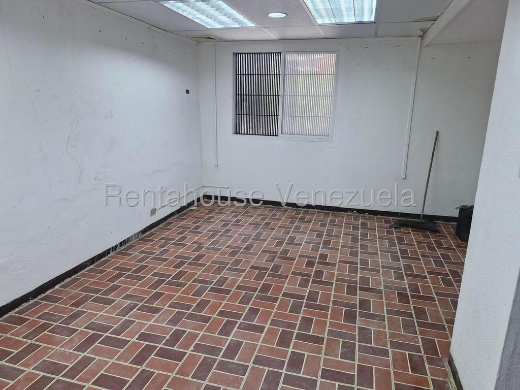 Oficina en Maripérez, Caracas - 1