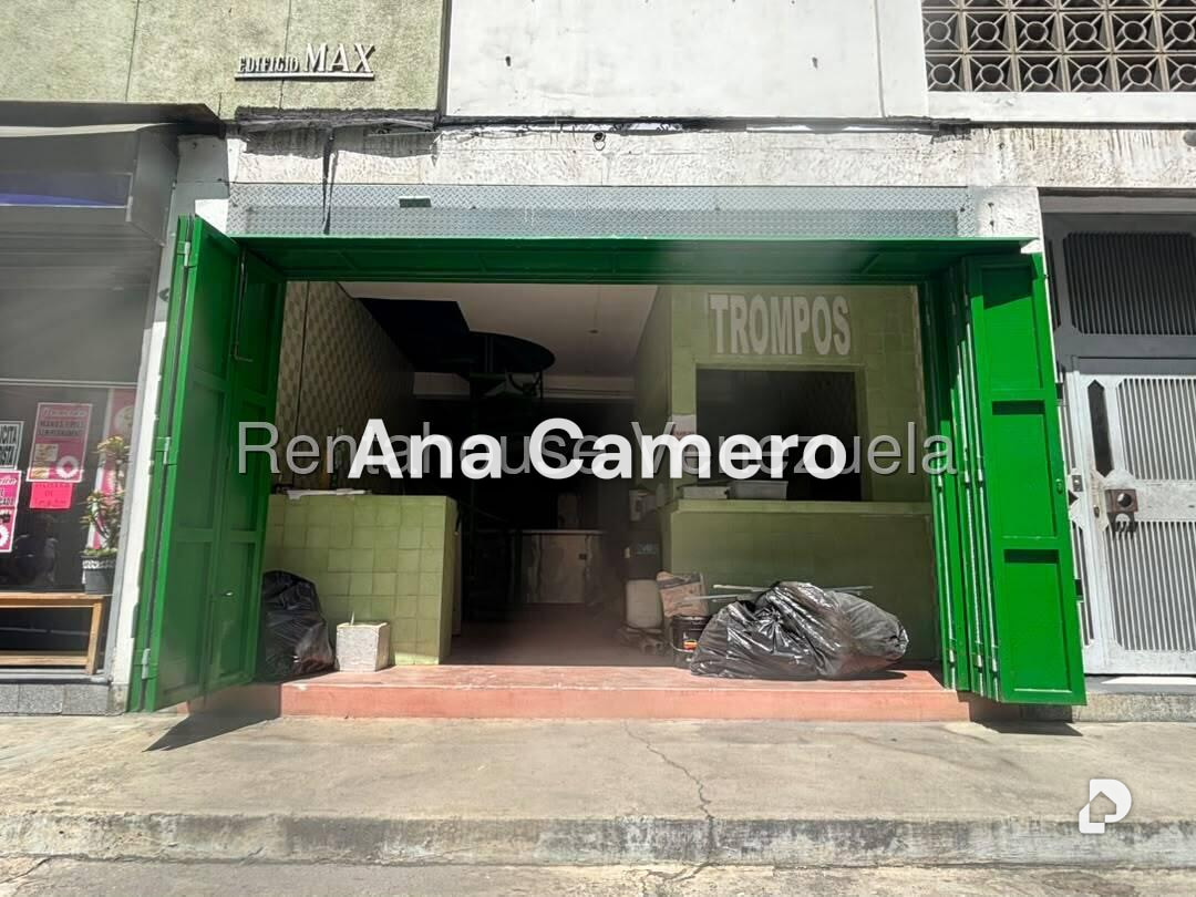 Local comercial en Parroquia La Candelaria, Caracas – 9