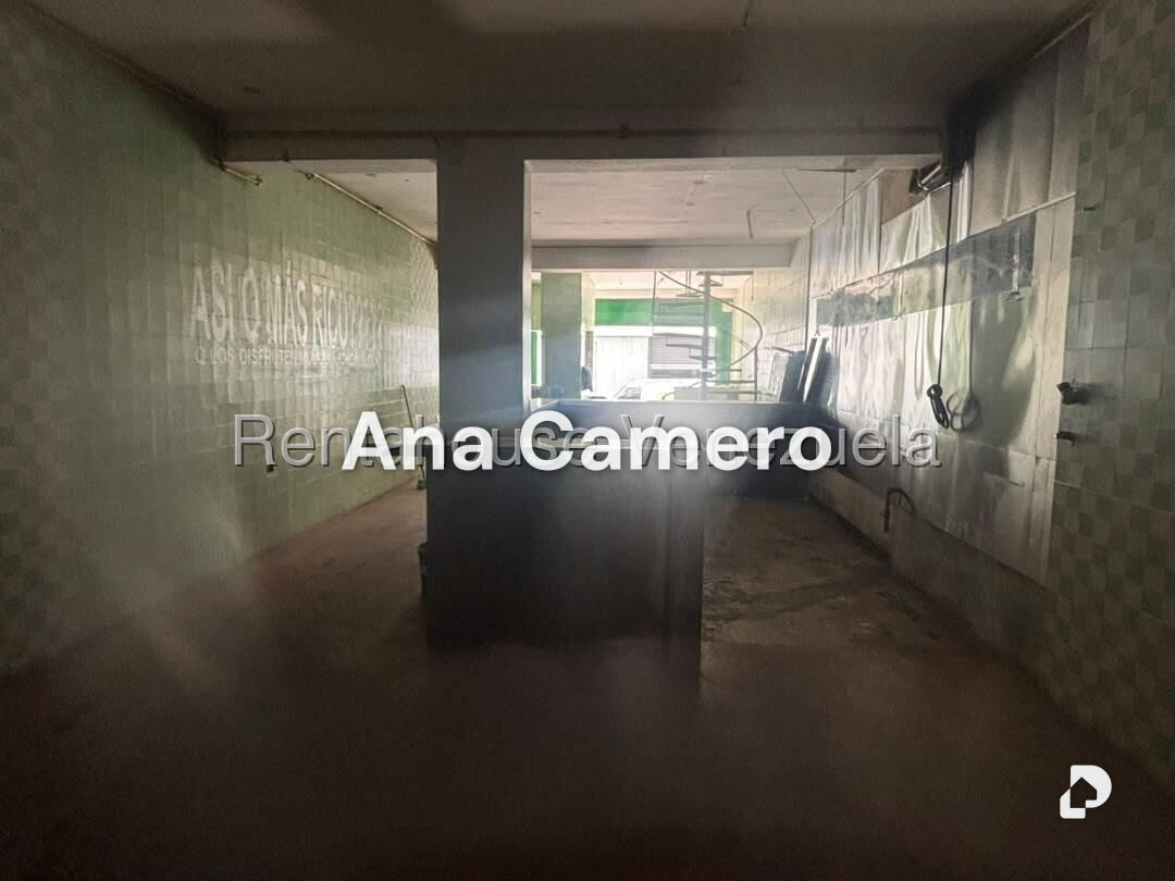 Local comercial en Parroquia La Candelaria, Caracas – 10