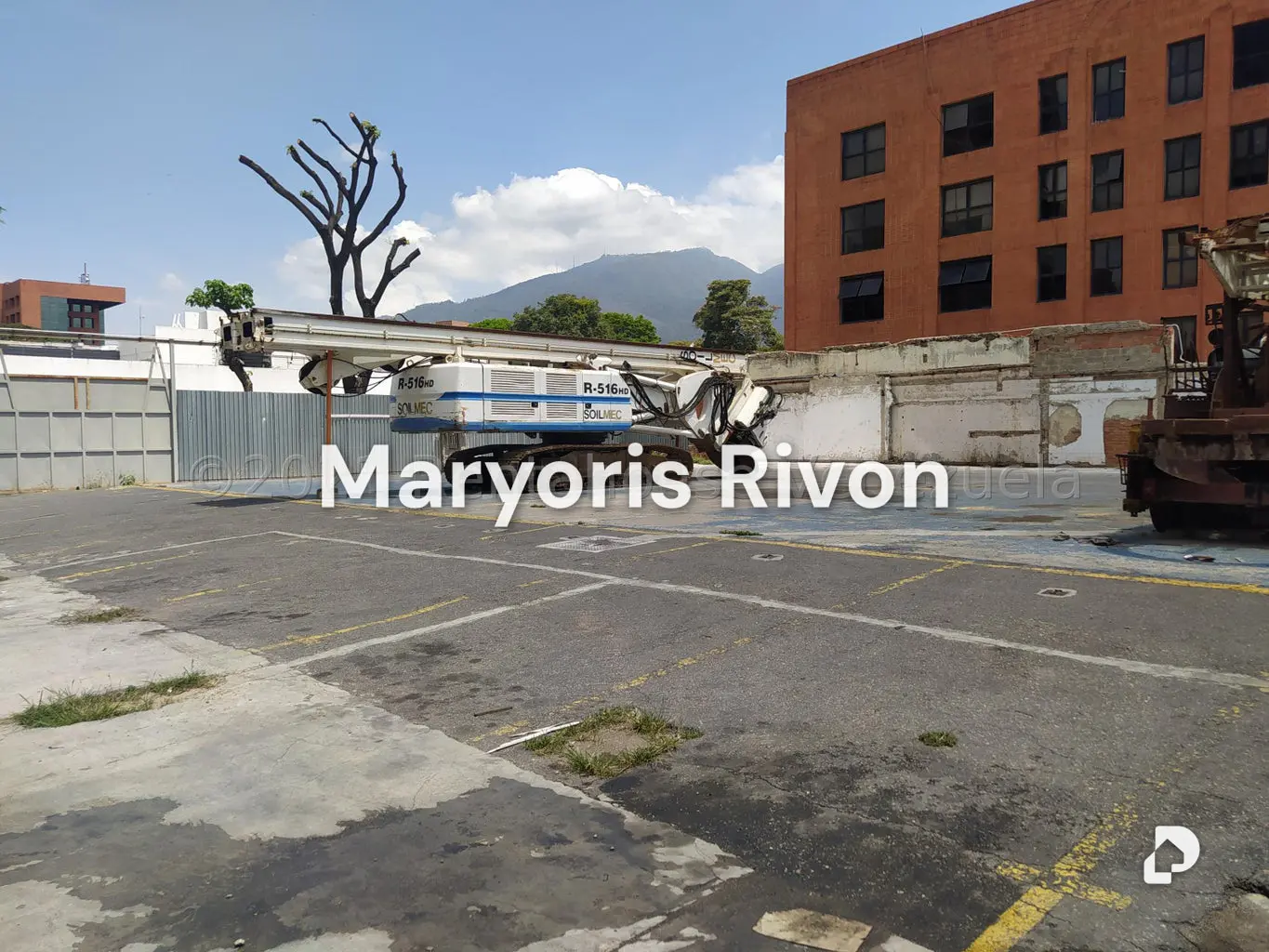Terreno en Las Mercedes, Caracas – 13