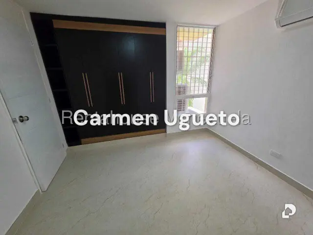 Apartamento en Los Naranjos, Caracas – 13